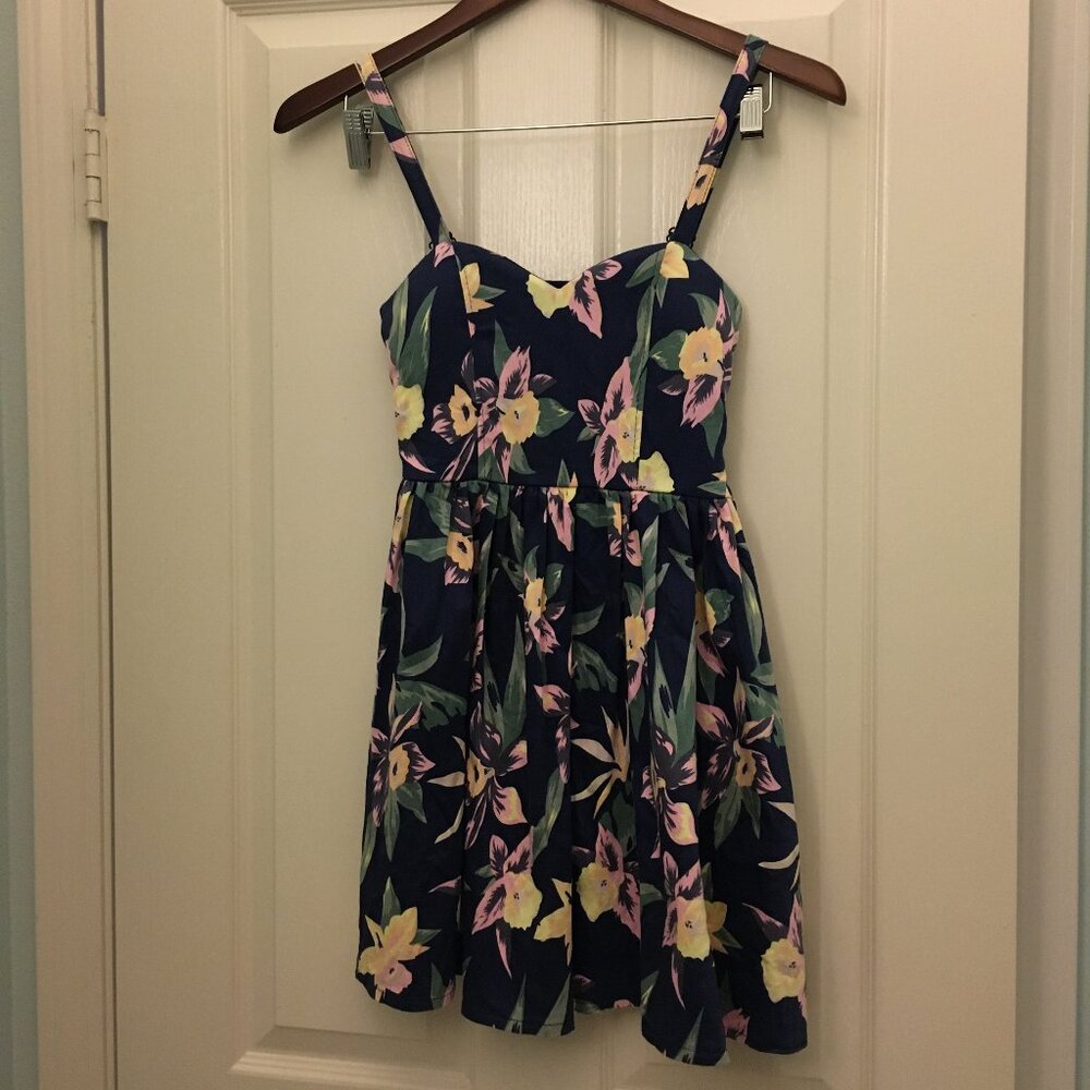 Elegant Retro Floral Dress